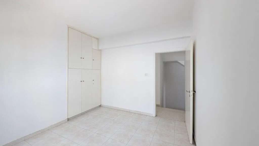 Three-bedroom apartment in Ag. Konstantinou & Elenis, Nicosia — photo 10
