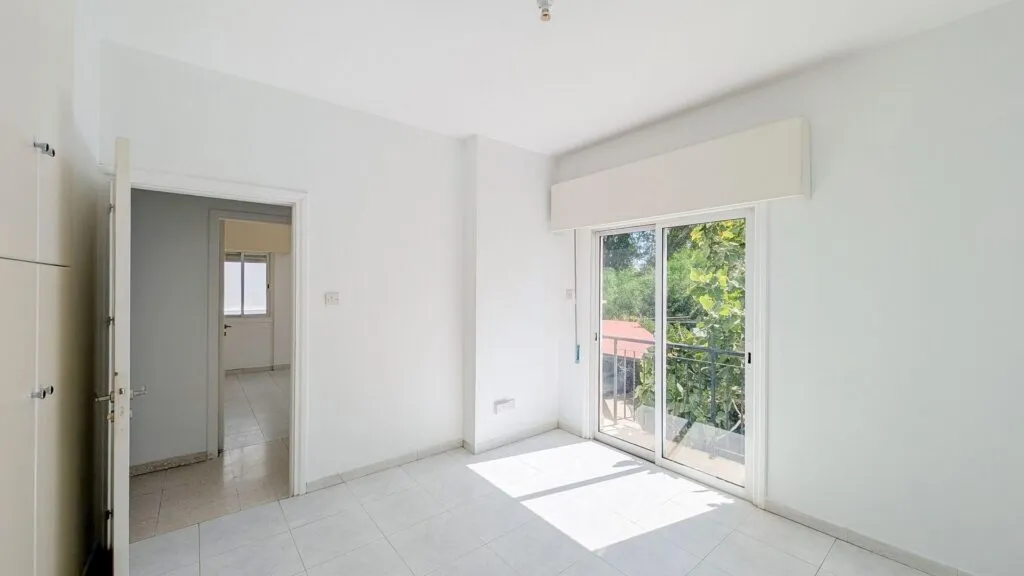 Three-bedroom apartment in Ag. Konstantinou & Elenis, Nicosia — photo 9