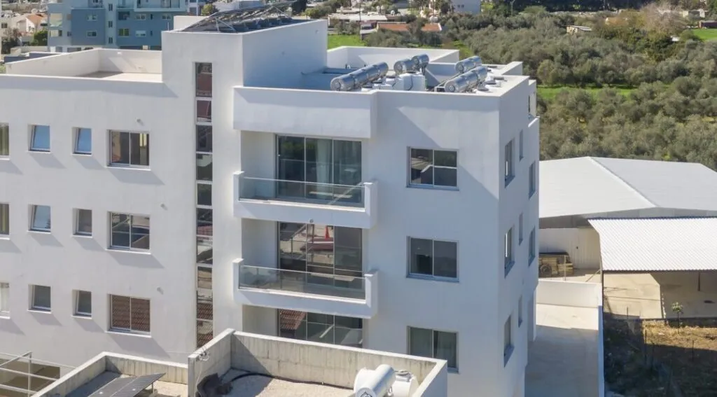 Two-Bedroom Apartment in Apostolos Varnavas, Limassol – photo 12