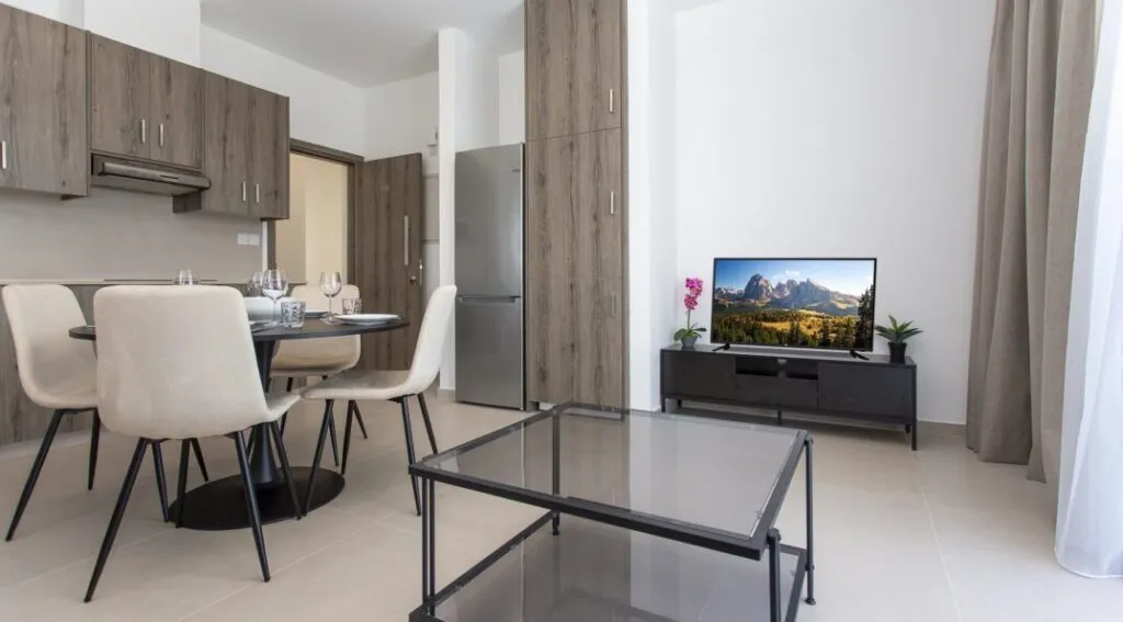 Two-Bedroom Apartment in Apostolos Varnavas, Limassol – photo 14