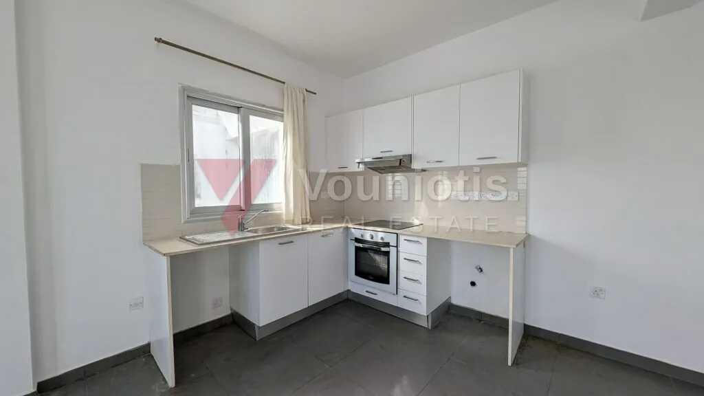 Two-Bedroom Apartment in Mazotos, Larnaca — photo 10