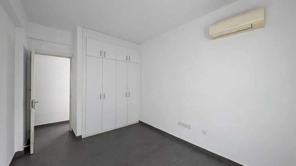 Two-Bedroom Apartment in Mazotos, Larnaca — photo 9