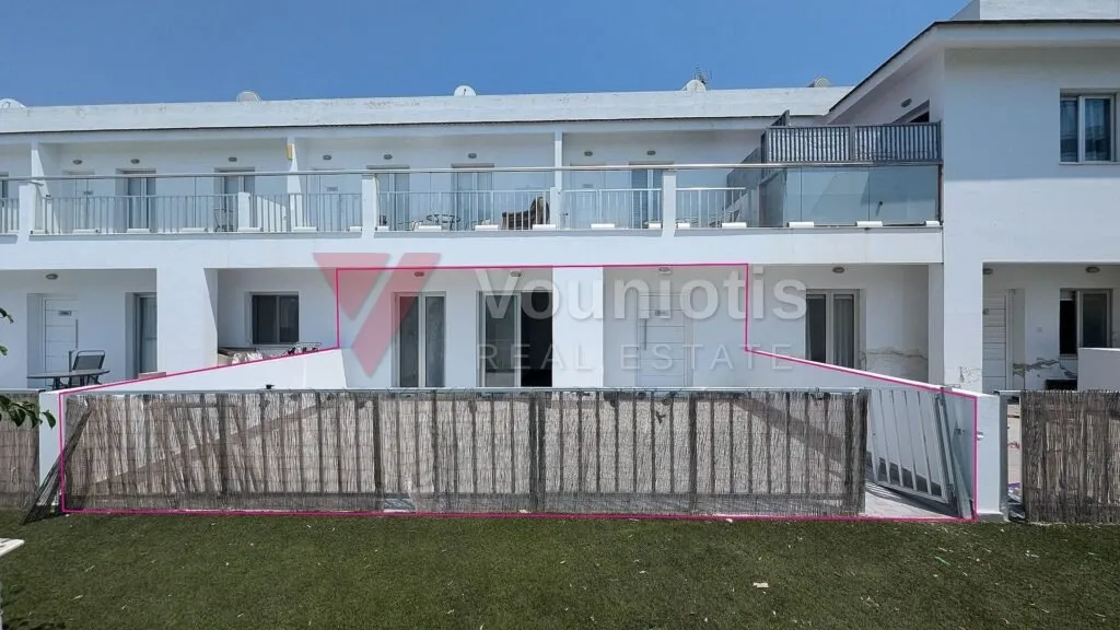 Ground floor two-bedroom apartment in Mazotos, Larnaca — photo 5