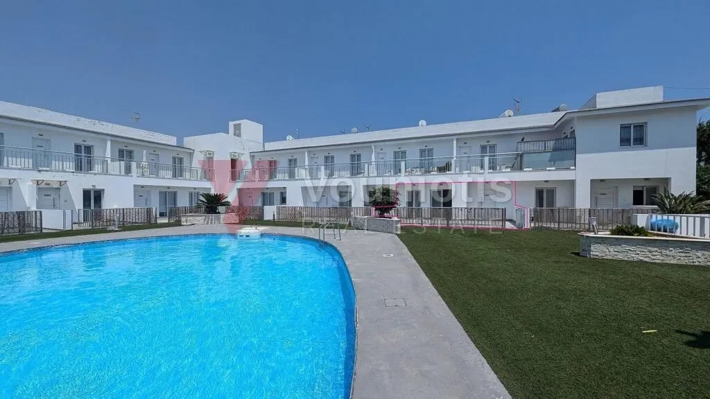 Ground floor two-bedroom apartment in Mazotos, Larnaca — photo 6