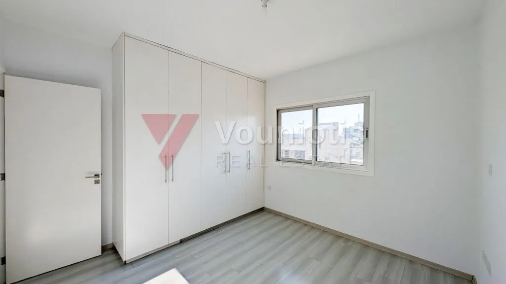 Top Floor Three-bedroom apartment in Agios Vasilios Quarter, Strovolos, Nicosia — photo 11