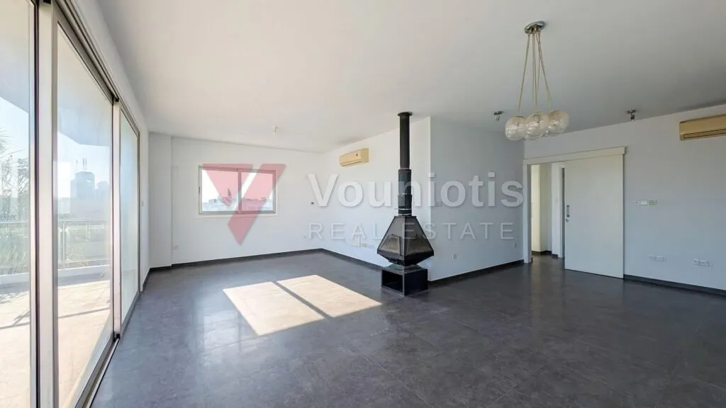 Top Floor Three-bedroom apartment in Agios Vasilios Quarter, Strovolos, Nicosia — photo 5