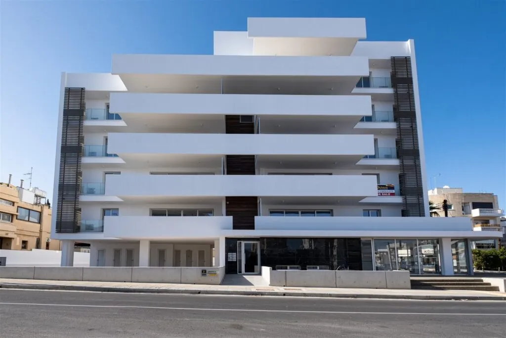 Three-Bedroom Apartment in Strovolos, Nicosia – photo 10