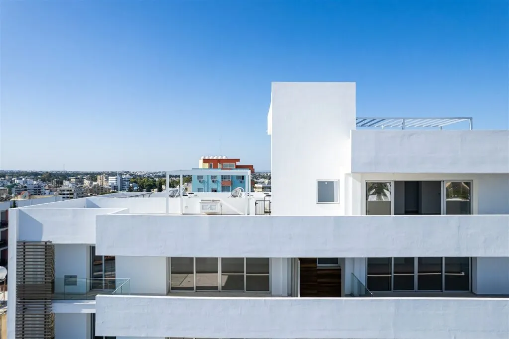 Three-Bedroom Apartment in Strovolos, Nicosia – photo 14