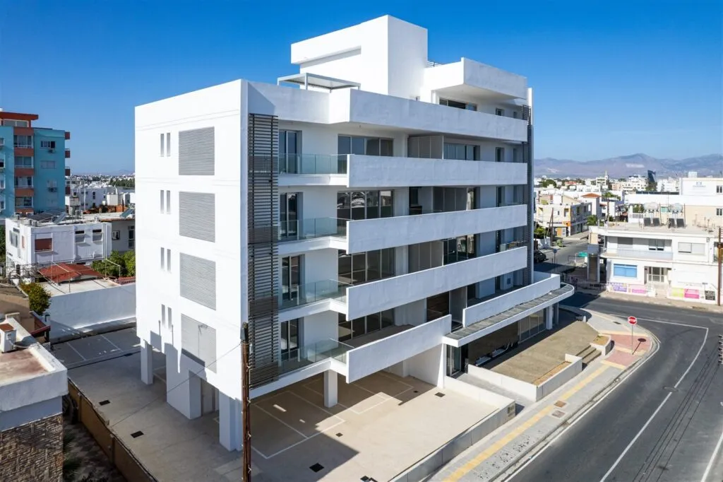 Three-Bedroom Apartment in Strovolos, Nicosia – photo 20