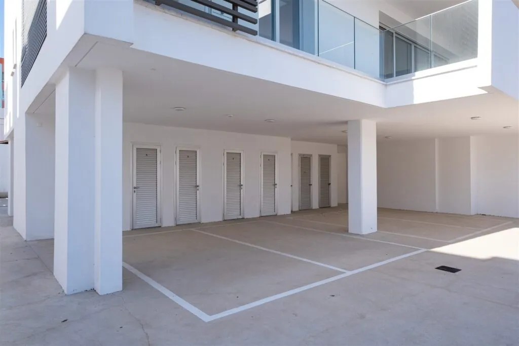 Three-Bedroom Apartment in Strovolos, Nicosia – photo 6