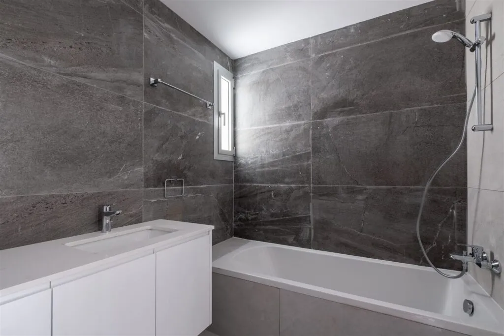 Three-Bedroom Apartment in Strovolos, Nicosia – photo 14