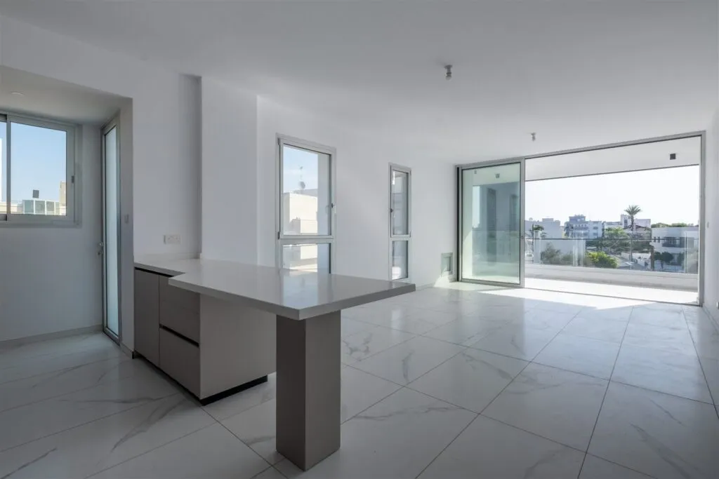 Three-Bedroom Apartment in Strovolos, Nicosia – photo 18