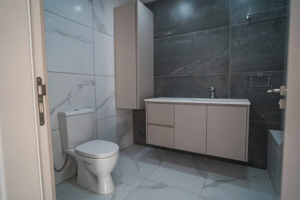Three-Bedroom Apartment in Strovolos, Nicosia – photo 10
