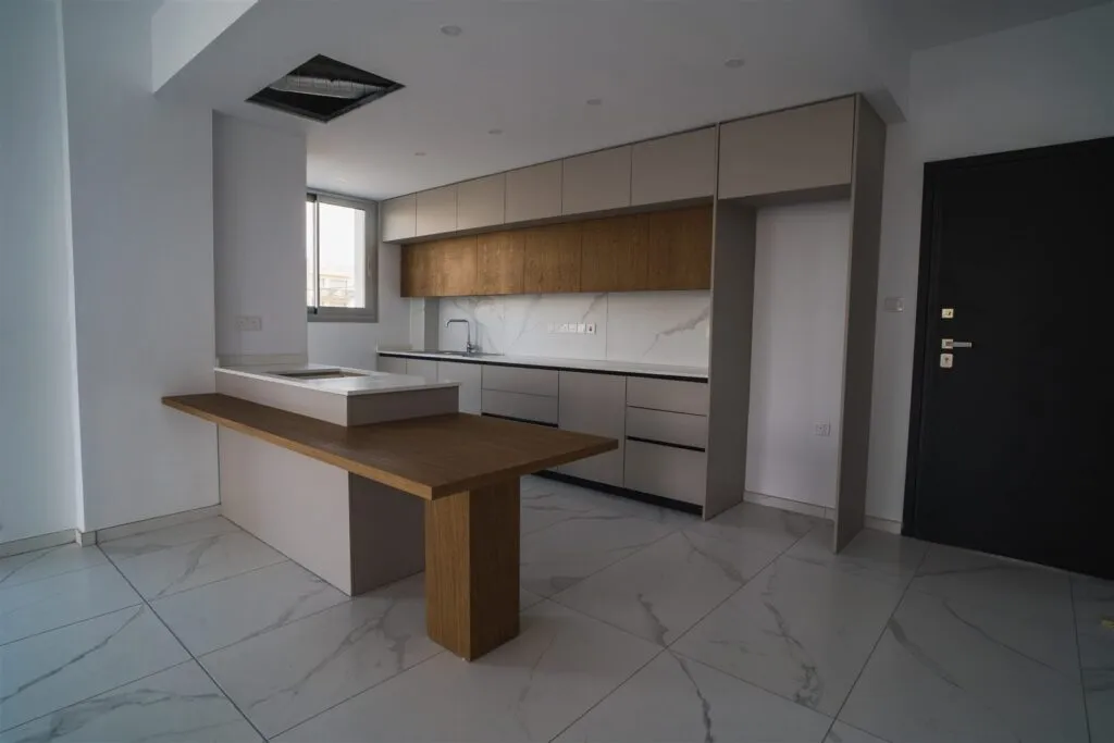 Three-Bedroom Apartment in Strovolos, Nicosia – photo 6