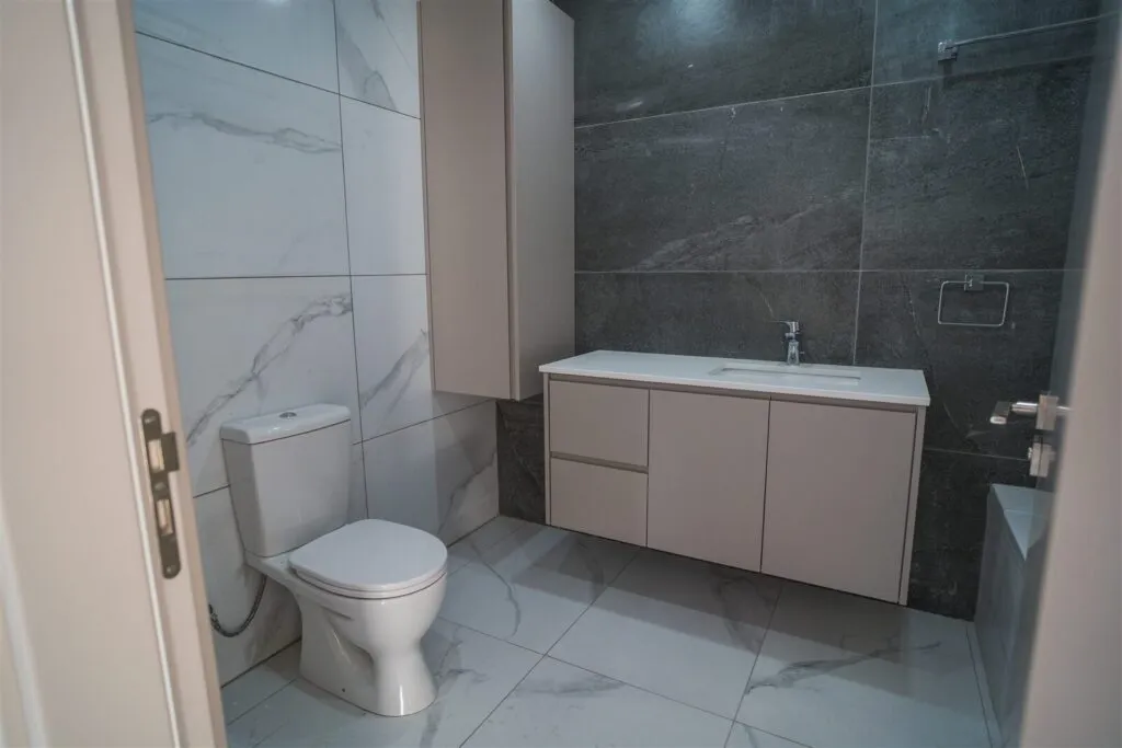 Three-Bedroom Apartment in Strovolos, Nicosia – photo 9