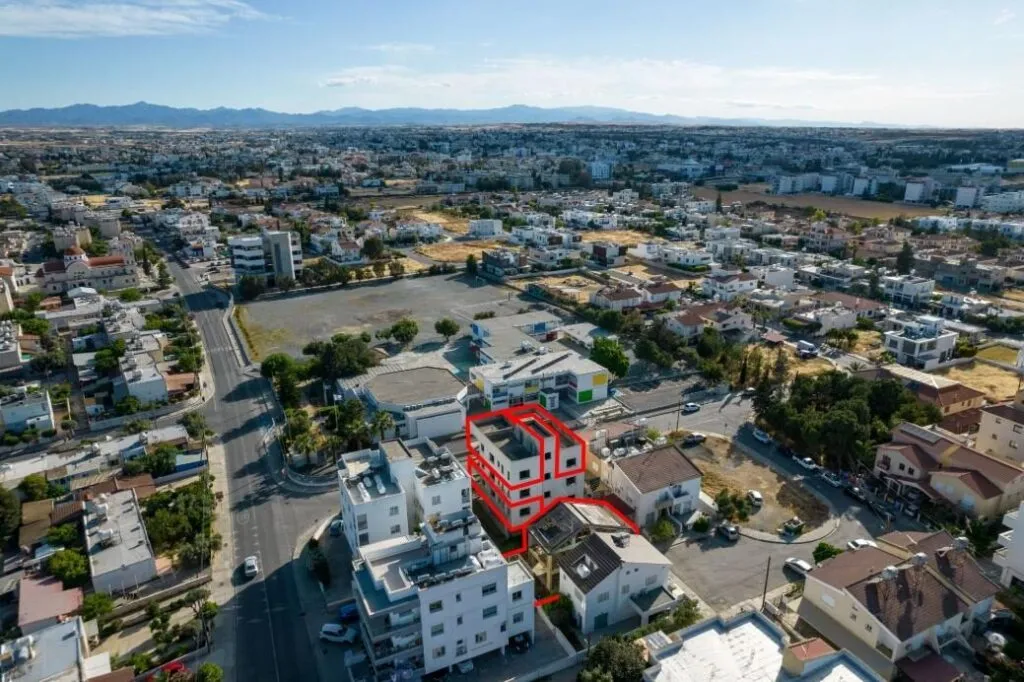 Share of incomplete house and apartments in Strovolos, Nicosia — photo 3