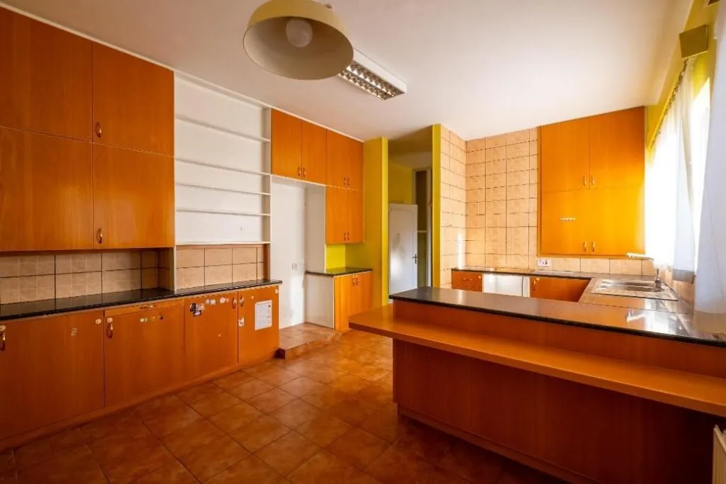 Residential building in Agios Dometios, Nicosia — photo 4
