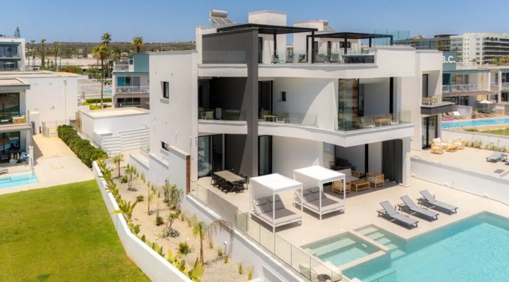 Four-Bedroom Villa in Ayia Napa, Famagusta – photo 8