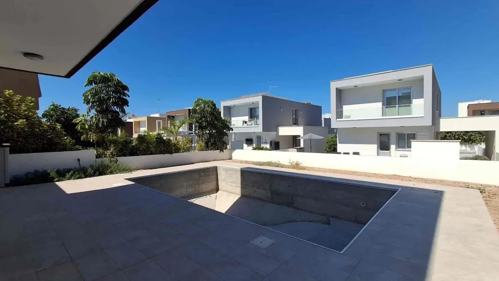 Three-Bedroom Villa in Paphos – photo 7