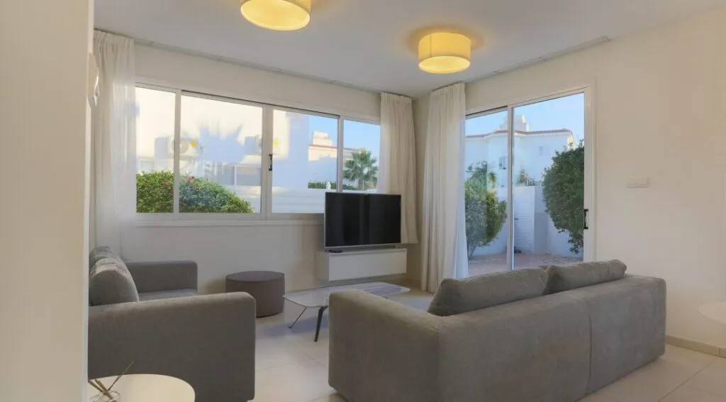 Three-Bedroom Villa in Protaras, Famagusta – photo 8