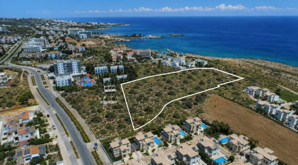 Residential Plot of 17000 m² in Protaras, Famagusta – photo 6