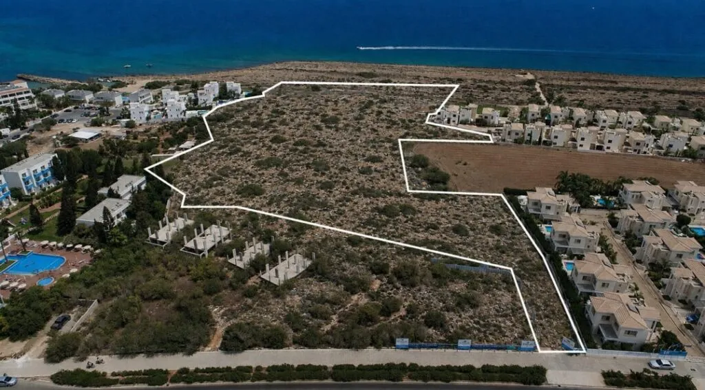 Жилищен парцел от 28500 m² в Протарас, Фамагуста – снимка 11