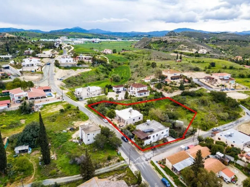 Shared residential field in Dali, Nicosia — photo 2