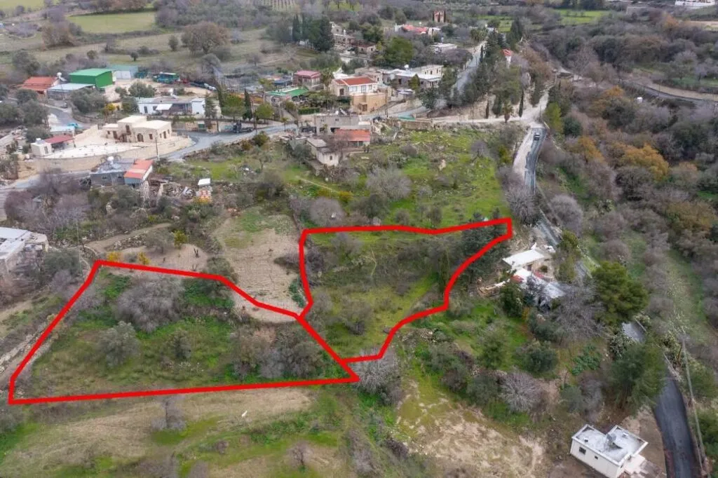 Residential fields in Drymou, Paphos — photo 4