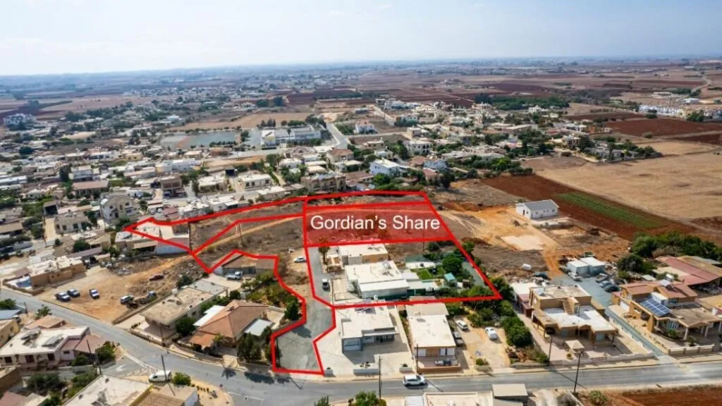 Four residential fields in Liopetri, Famagusta — photo 5