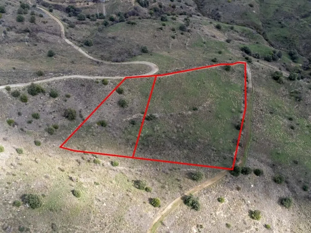 Agricultural fields in Pentalia, Paphos — photo 3