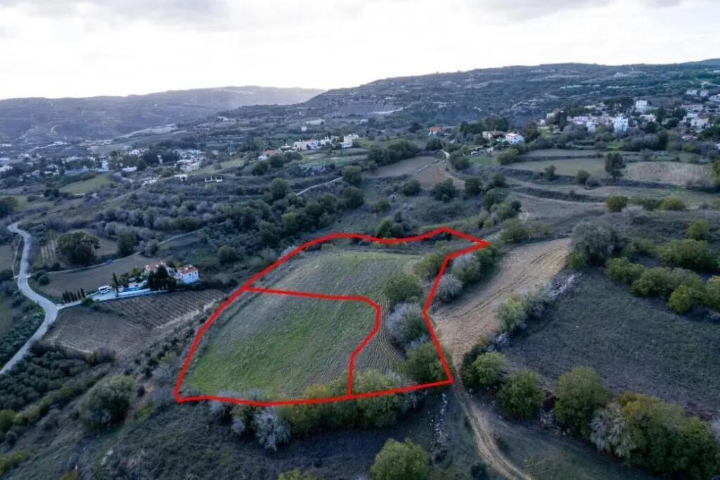 Shared residential fields in Stroumpi, Paphos — photo 3