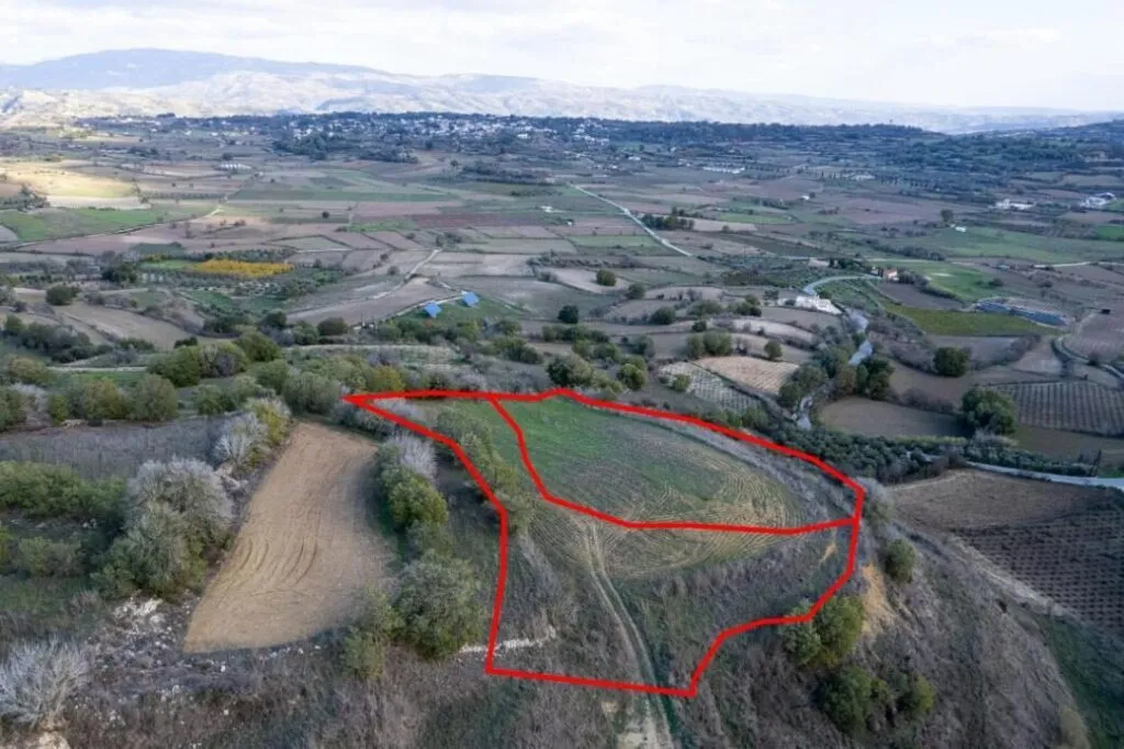 Shared residential fields in Stroumpi, Paphos — photo 5