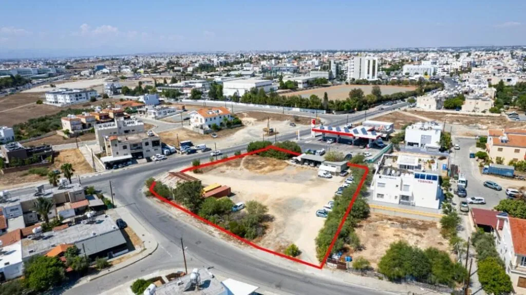 Shared residential field in Strovolos, Nicosia — photo 3