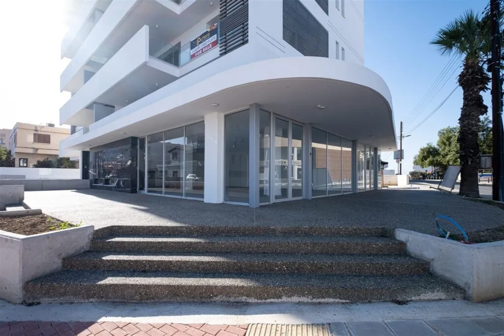 Magasin de 85 m² à Strovolos, Nicosie – photo 15