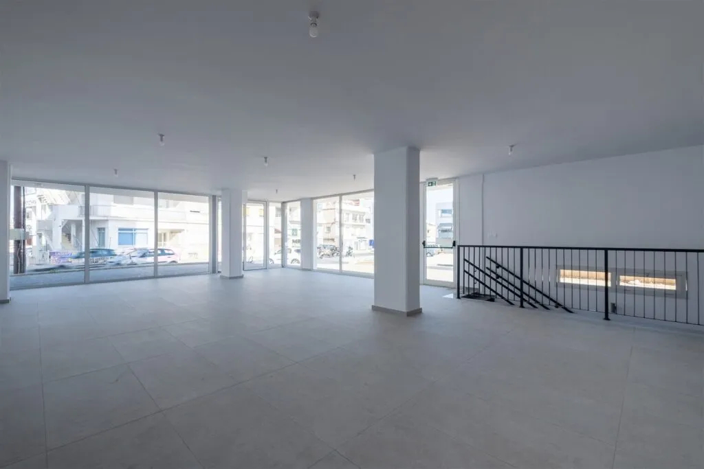 Shop of 106 m² in Strovolos, Nicosia – photo 2