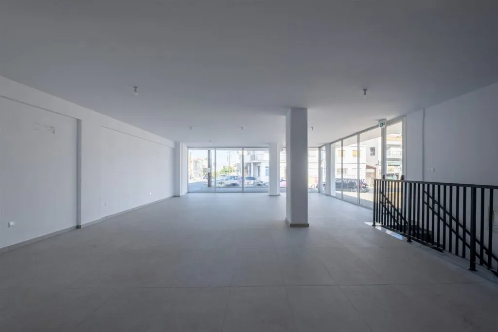 Shop of 106 m² in Strovolos, Nicosia – photo 4