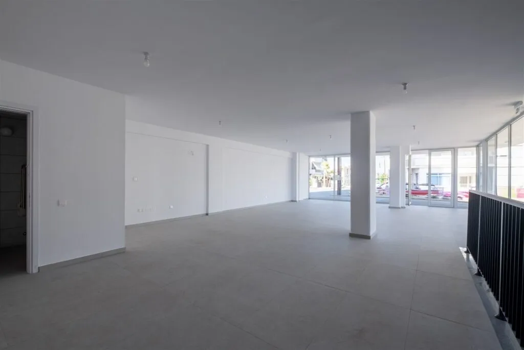 Shop of 106 m² in Strovolos, Nicosia – photo 6