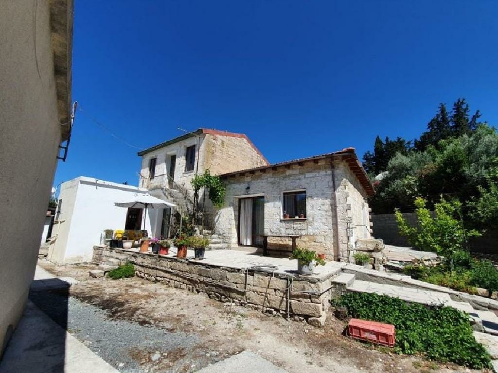 Traditional House in Pachna Limassol