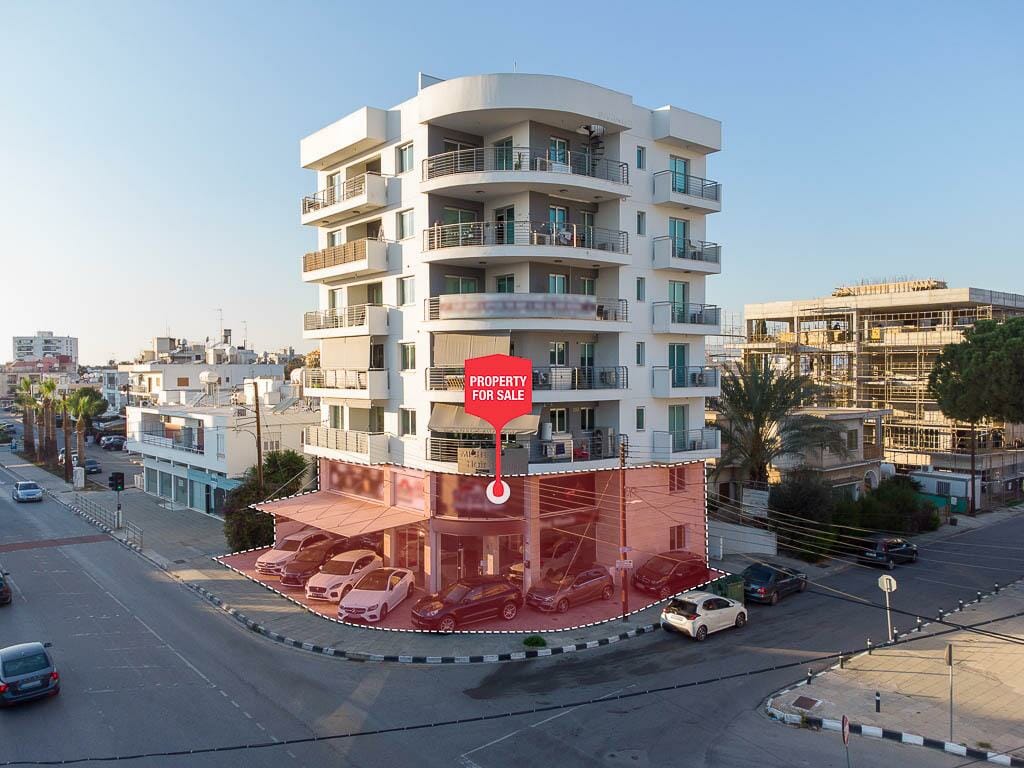 SHOP IN AGIOS DOMETIOS NICOSIA