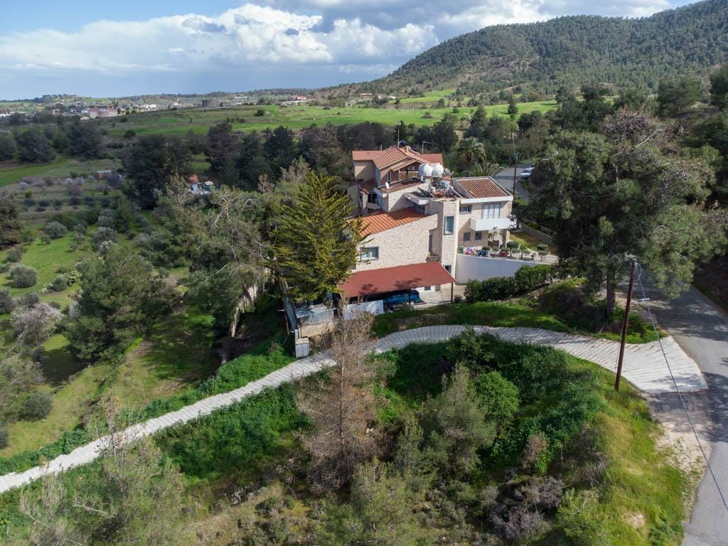 Two Houses in Kalo Chorio Nicosia