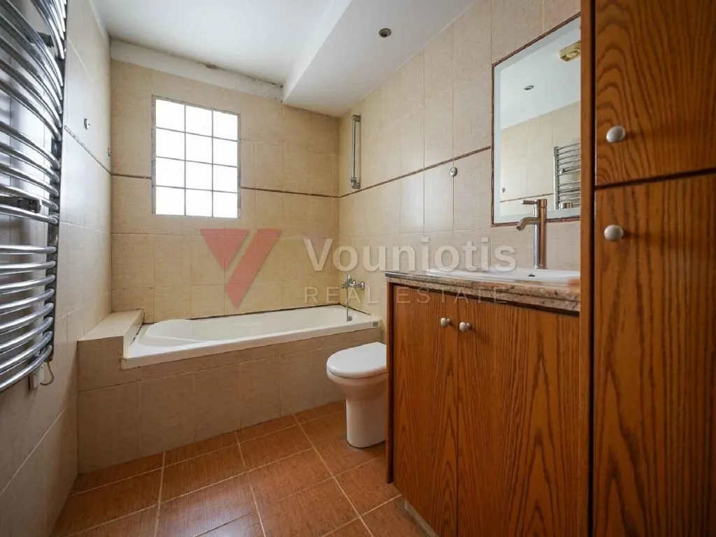 Three-Bedroom House in Kokkinotrimithia, Nicosia — photo 5