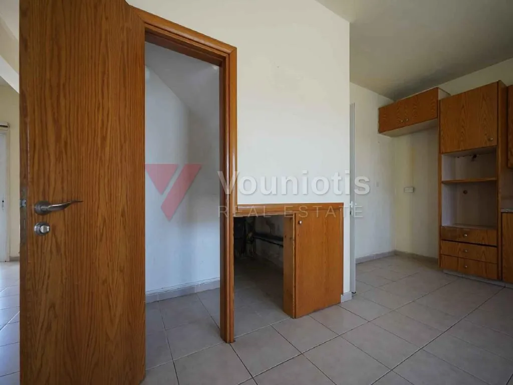 Three-Bedroom House in Kokkinotrimithia, Nicosia — photo 8