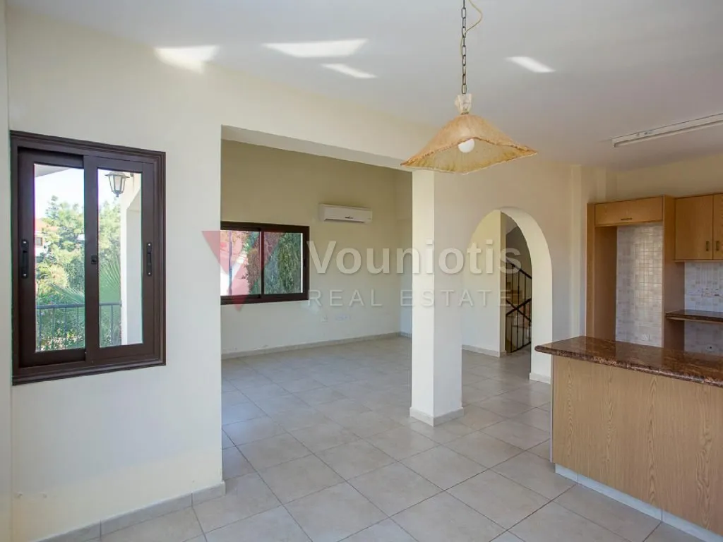 Three-Bedroom House in Pissouri, Limassol — photo 6