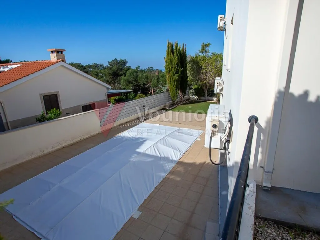 Three-Bedroom House in Pissouri, Limassol — photo 10