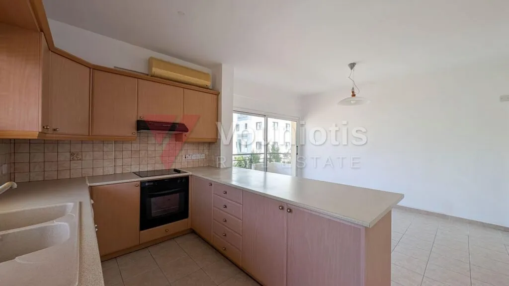 Three-bedroom apartment in Chrysopolitissa, Larnaca – photo 7
