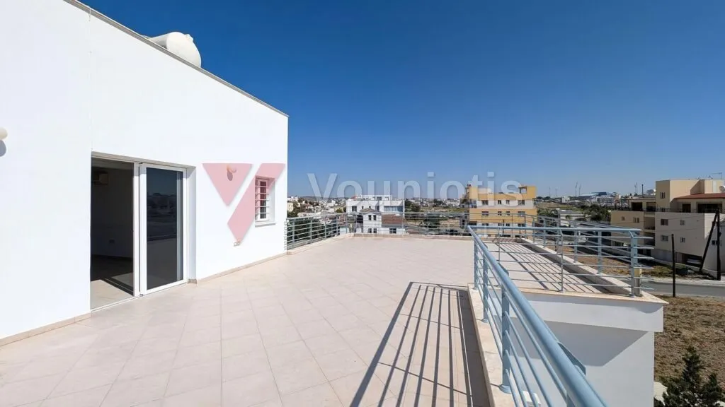 Two-Bedroom Apartment in Kamares area, Larnaca – photo 15