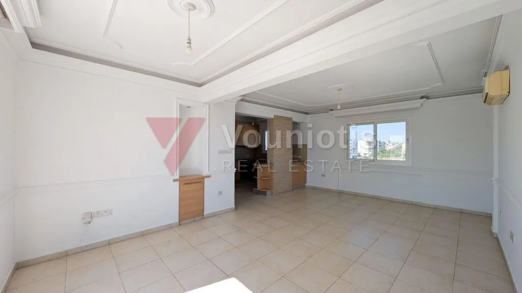Two-Bedroom Apartment in Kamares area, Larnaca – photo 6