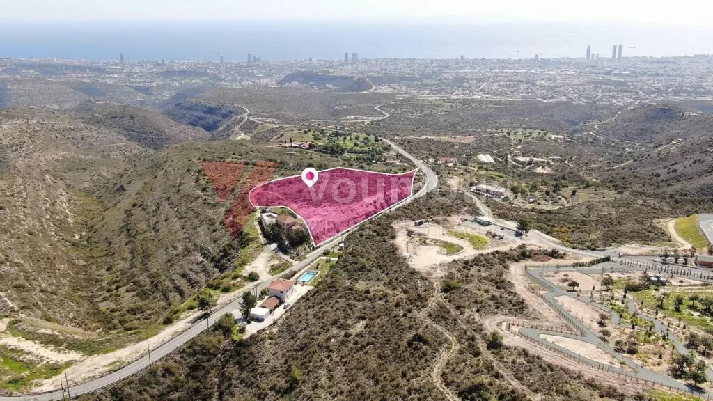 (Share) Field in Ag. Athanasios Municipality, Limassol – photo 3