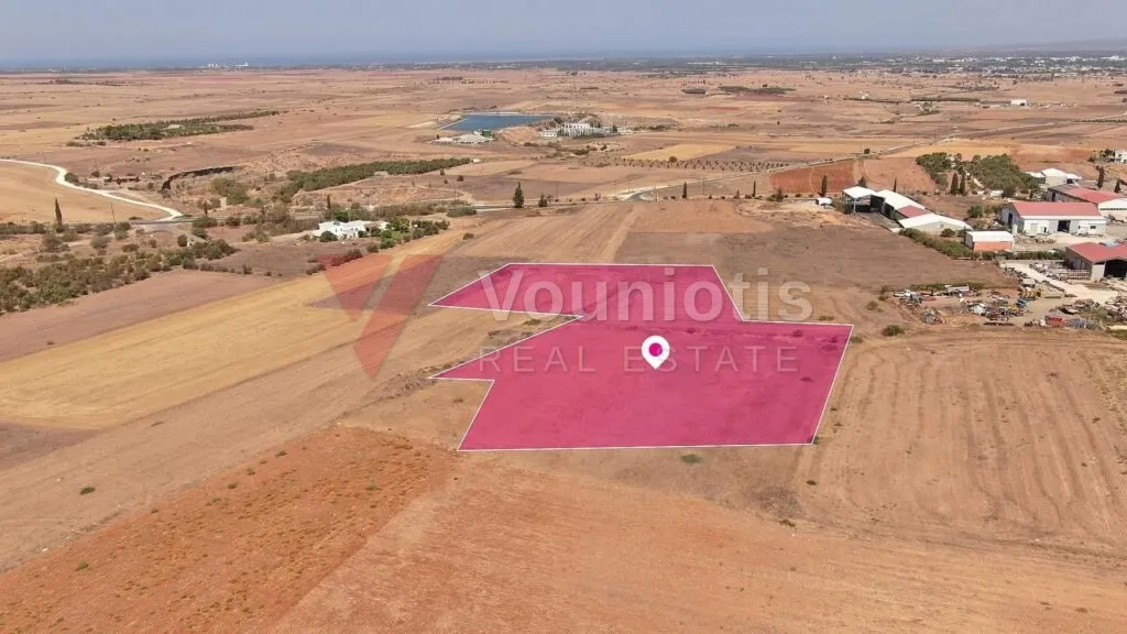 Industrial field in Astromeritis, Nicosia. – photo 4