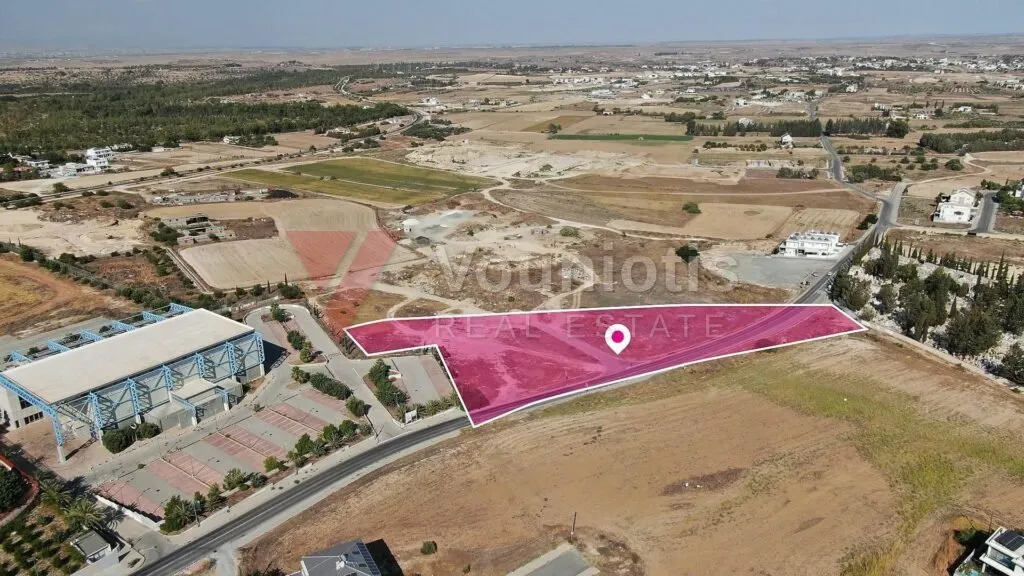 (Share) Residential Field in Latsia, Nicosia – photo 4